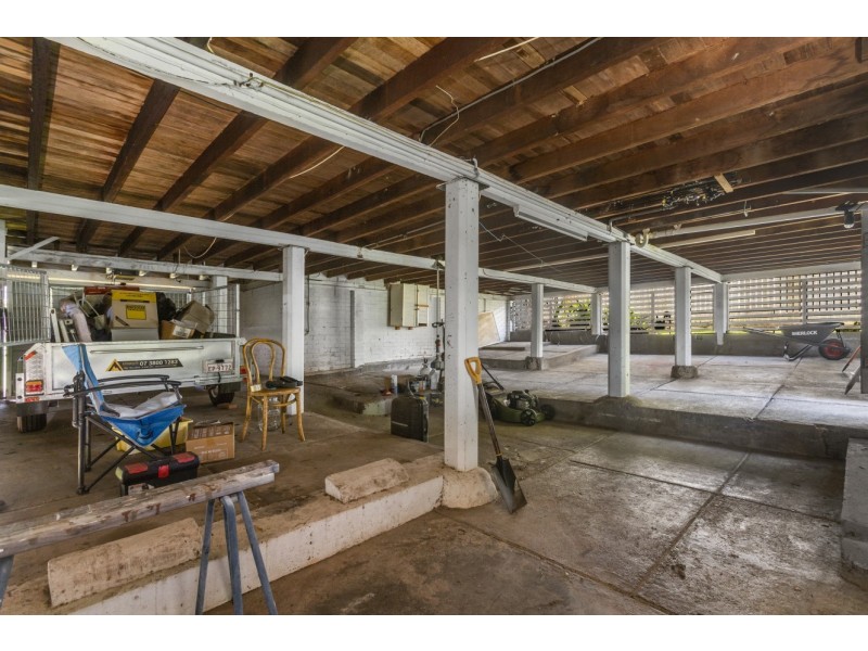 26 Heilbromm Street, Stafford Heights QLD 4053