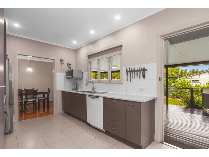 10 Blenheim Street, Chermside West QLD 4032