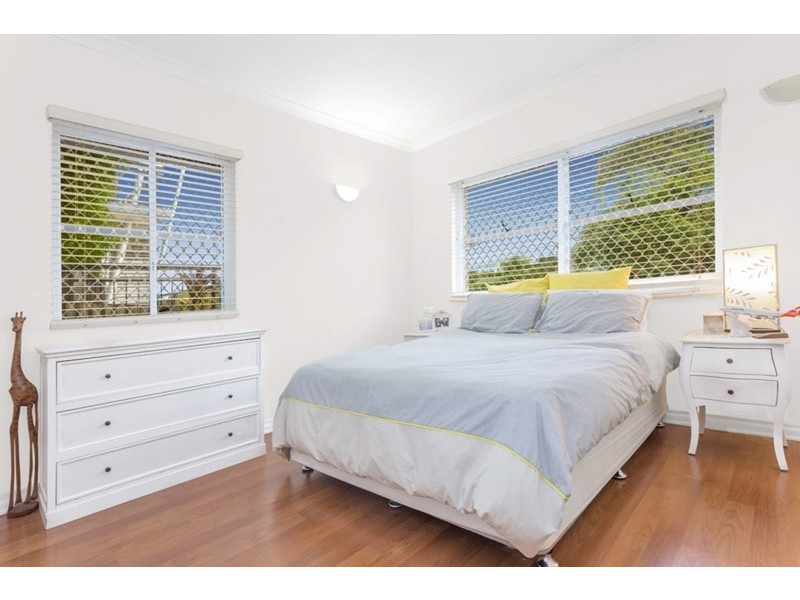 2/29 Montpelier Street, Clayfield QLD 4011