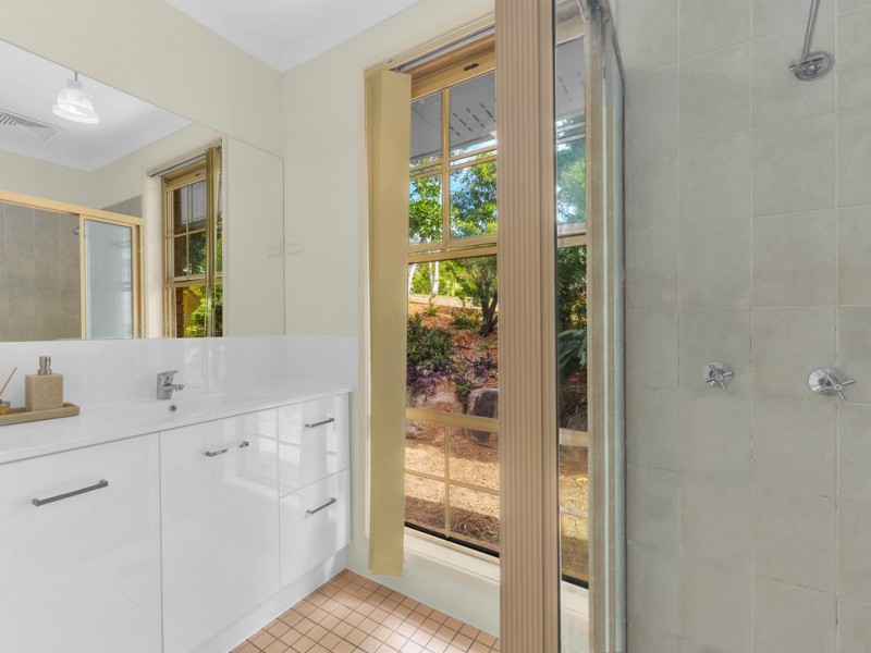 53 Leonarda Drive, Ferny Hills QLD 4055