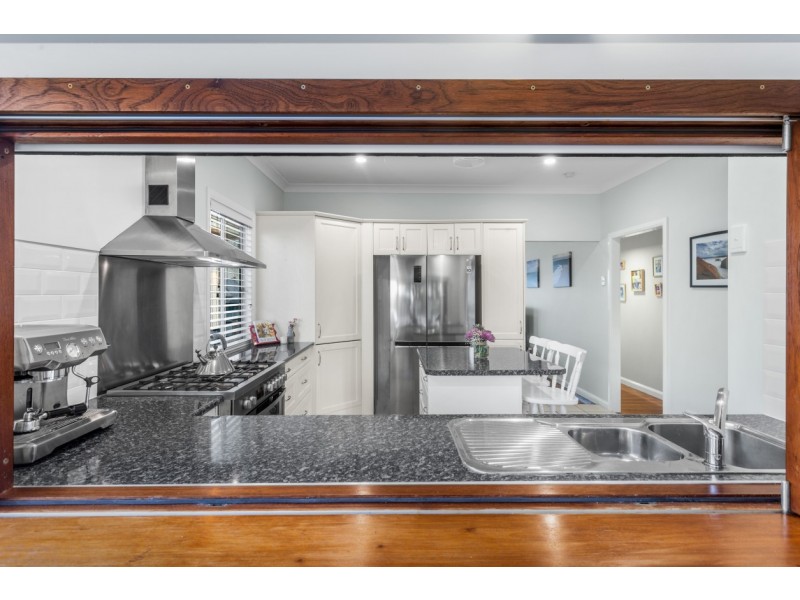 18 Sydney Street, Kedron QLD 4031