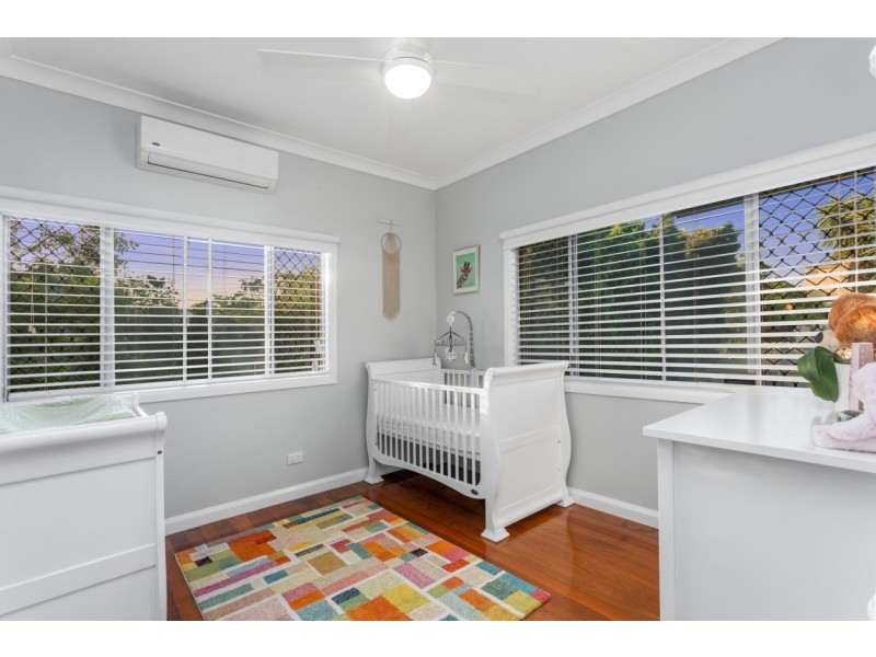 18 Sydney Street, Kedron QLD 4031