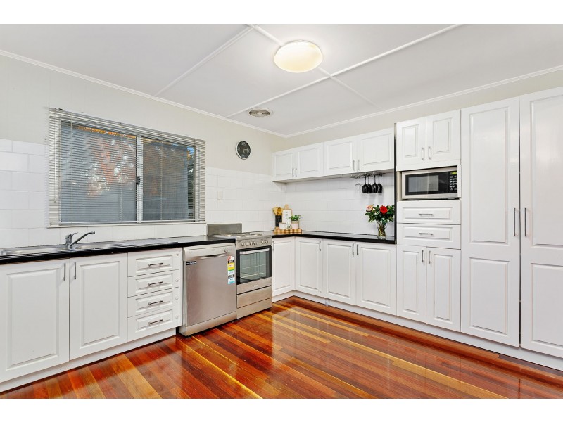 264 King Street, Clontarf QLD 4019