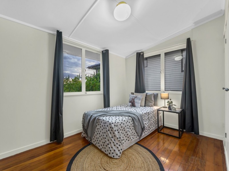 192 Kitchener Road, Kedron QLD 4031