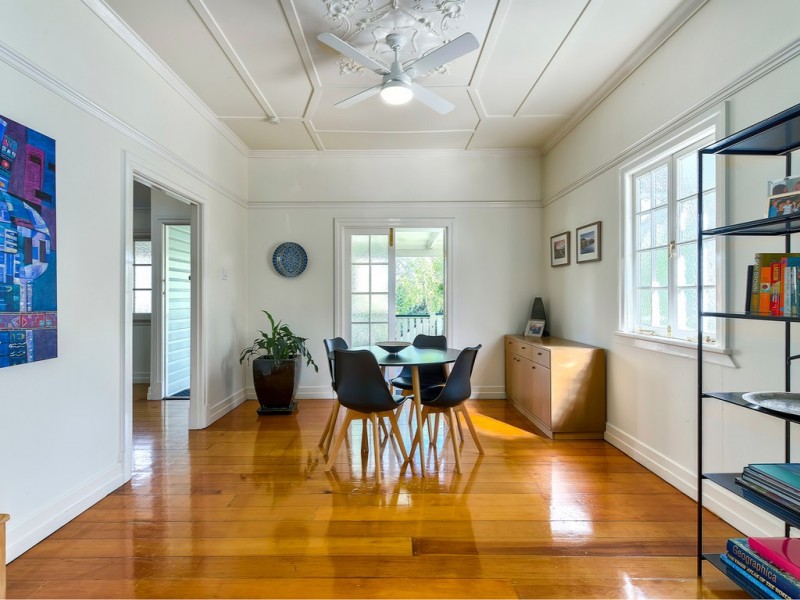 32 Stoneleigh Street, Albion QLD 4010