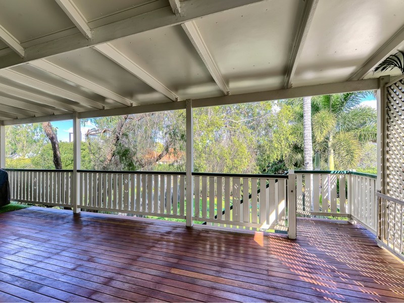 32 Stoneleigh Street, Albion QLD 4010