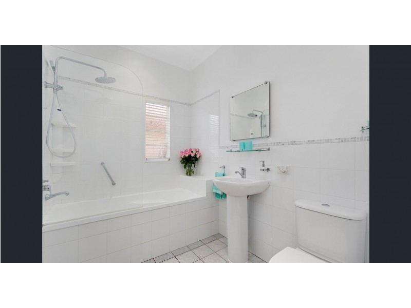 12 Primrose Street, Grange QLD 4051