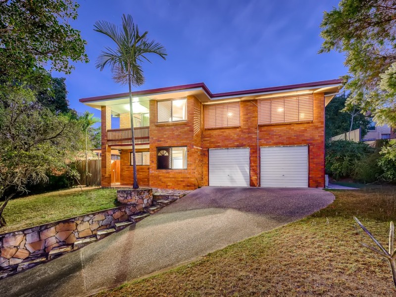 4 Cayley Street, Everton Park QLD 4053