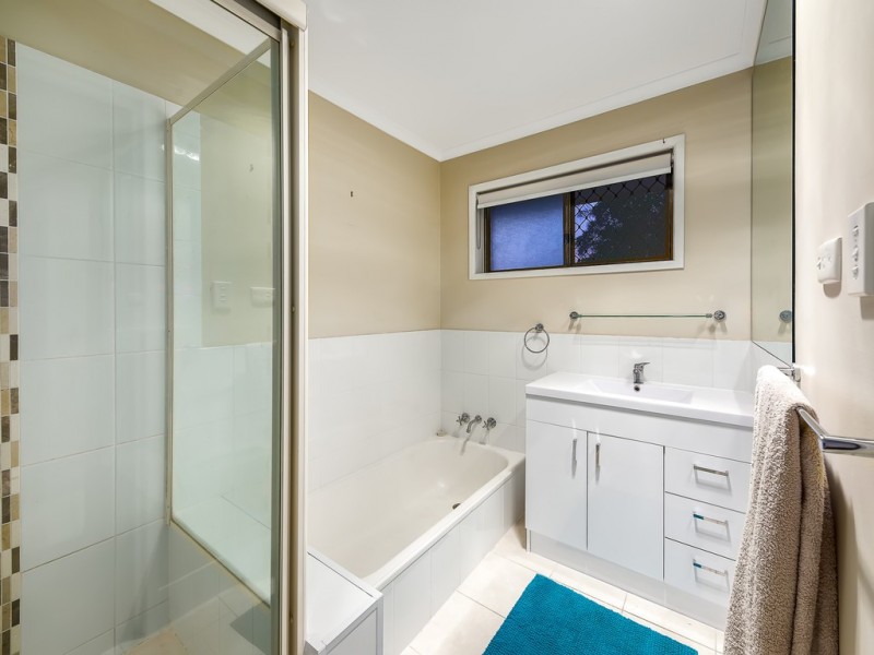 4 Cayley Street, Everton Park QLD 4053