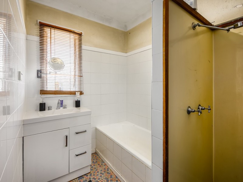 28 McCawley Street, Stafford QLD 4053