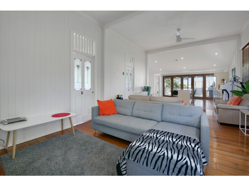 109 Raceview Avenue, Hendra QLD 4011