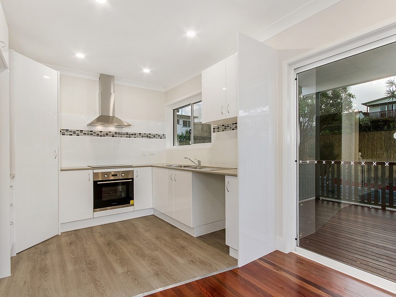 16 Tasman Street, Stafford Heights QLD 4053