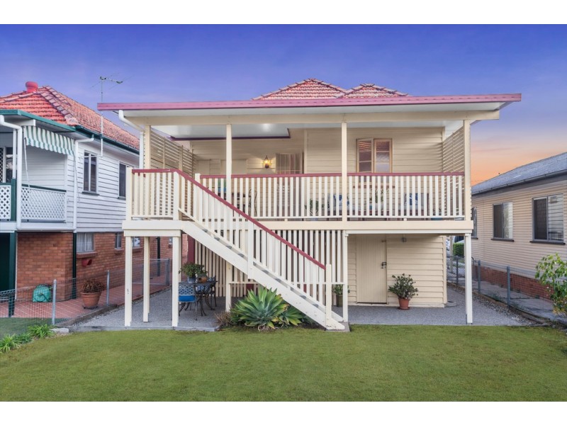 48 Raceview Avenue, Hendra QLD 4011