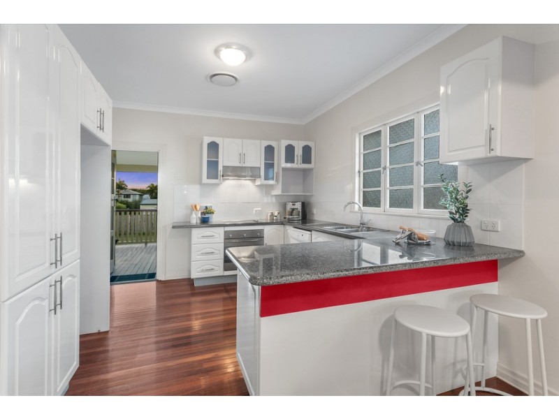 48 Raceview Avenue, Hendra QLD 4011