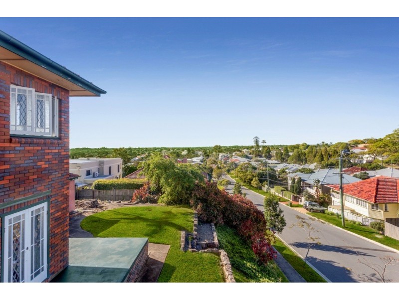 1/97 Constitution Road, Windsor QLD 4030