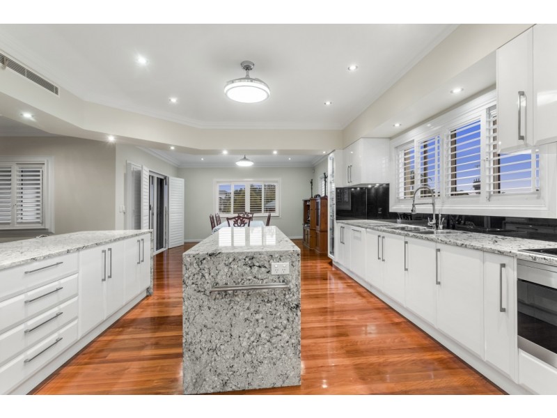 114 Pateena Street, Stafford QLD 4053