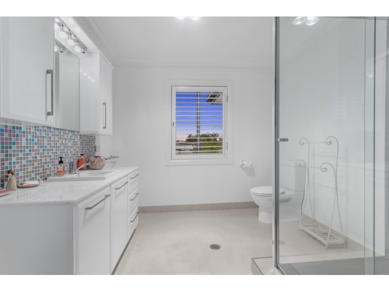 114 Pateena Street, Stafford QLD 4053