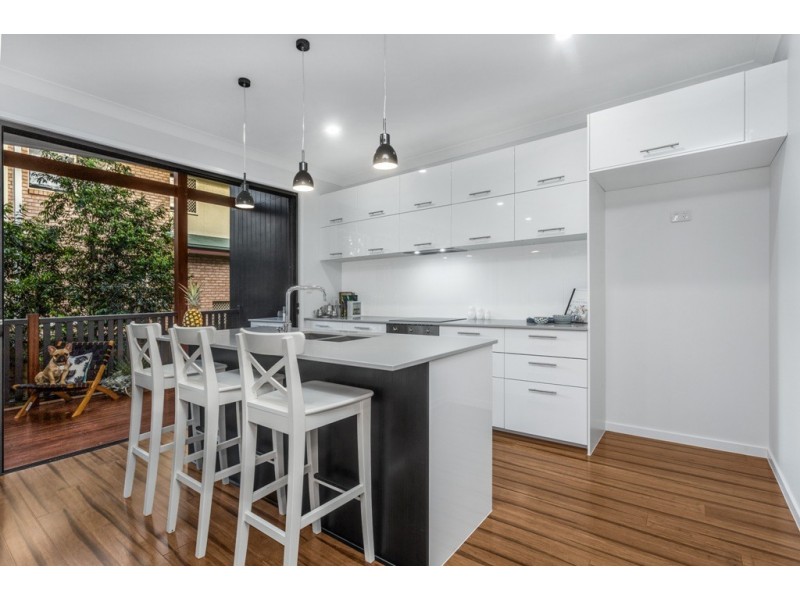 1/64 Shamrock Street, Gordon Park QLD 4031