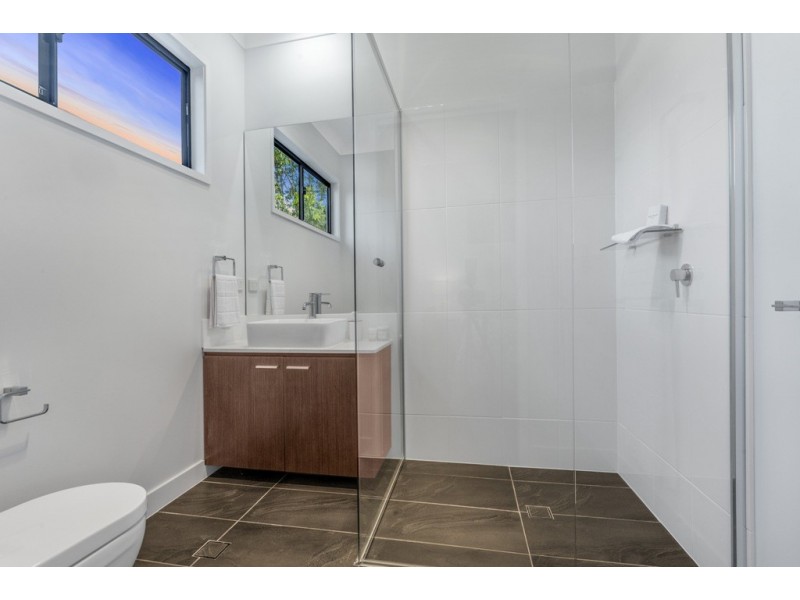 1/64 Shamrock Street, Gordon Park QLD 4031