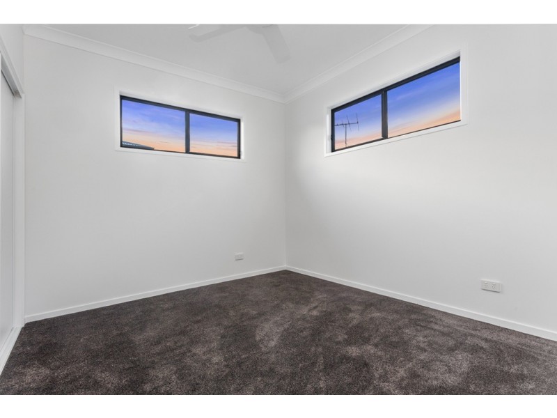 1/64 Shamrock Street, Gordon Park QLD 4031