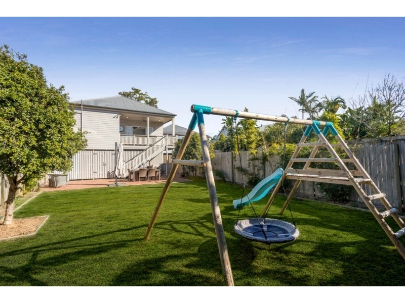 42 Fern Street, Woolloongabba QLD 4102