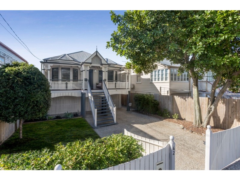 42 Fern Street, Woolloongabba QLD 4102