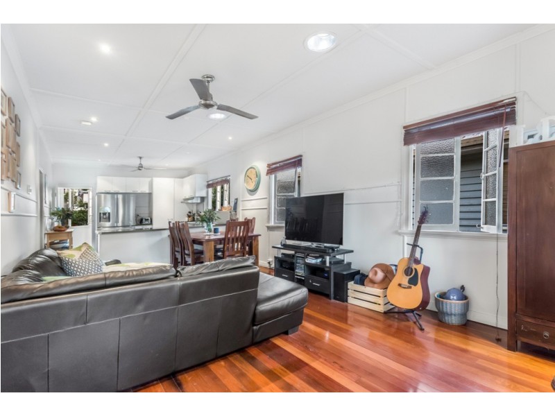 20 Evans Street, Kedron QLD 4031