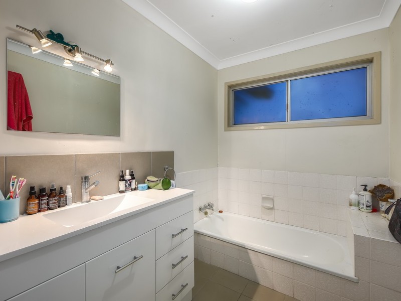 6 Baltray Place, Ferny Grove QLD 4055