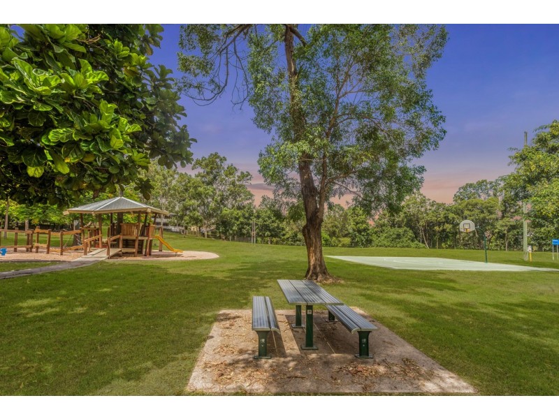 42 Dorrington Drive, Ashgrove QLD 4060