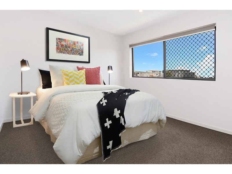 302/18 Bridge Street, Nundah QLD 4012