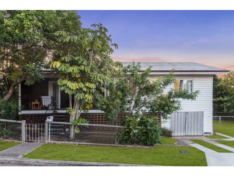 3 Glen Kedron Lane, Kedron QLD 4031