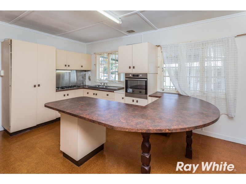 17 Allowrie Street, Stafford QLD 4053