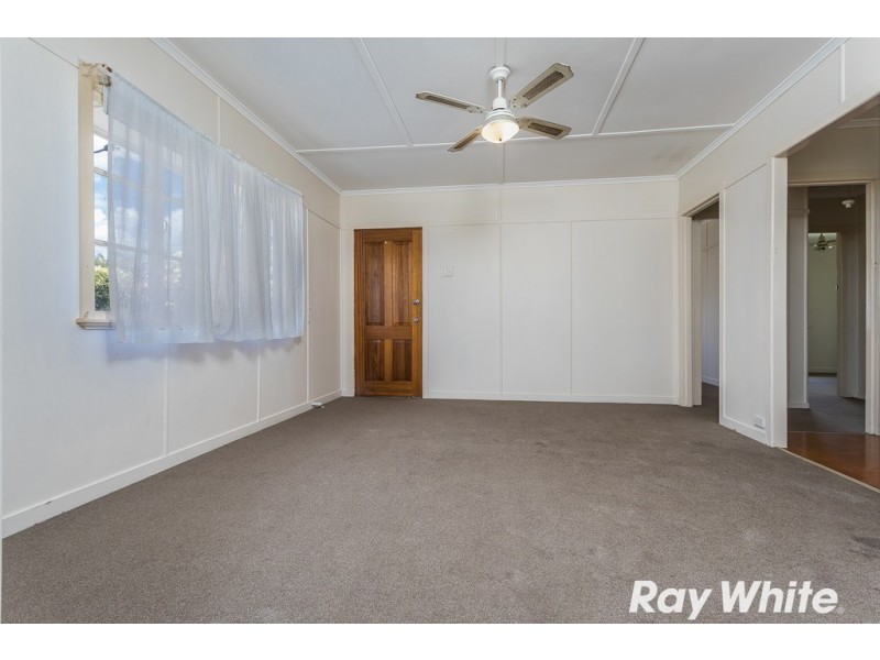 17 Allowrie Street, Stafford QLD 4053