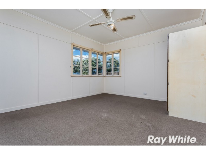 17 Allowrie Street, Stafford QLD 4053