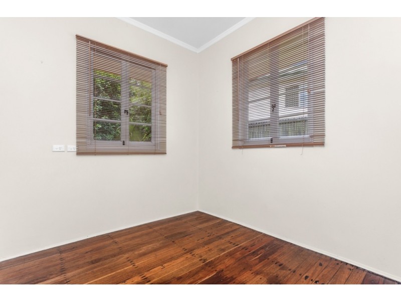 232 Edinburgh Castle Road, Wavell Heights QLD 4012