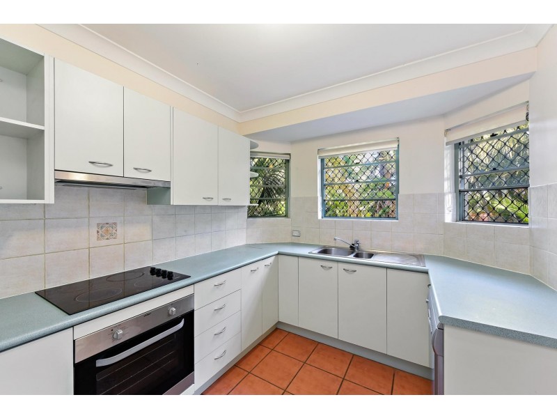 6/68 Miles Street, Hawthorne QLD 4171