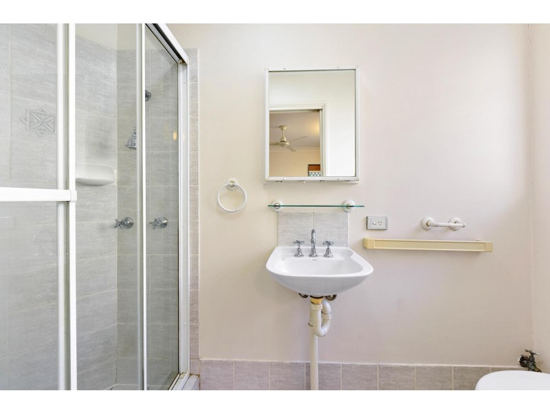 6/68 Miles Street, Hawthorne QLD 4171