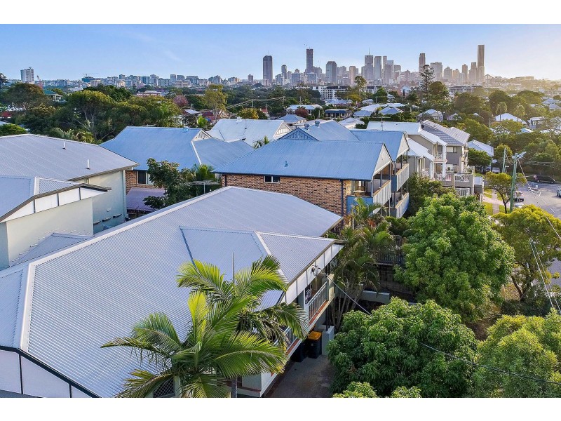 6/68 Miles Street, Hawthorne QLD 4171