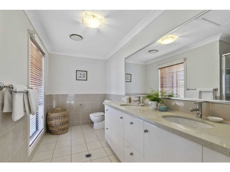 6 Bowman Street, Hendra QLD 4011