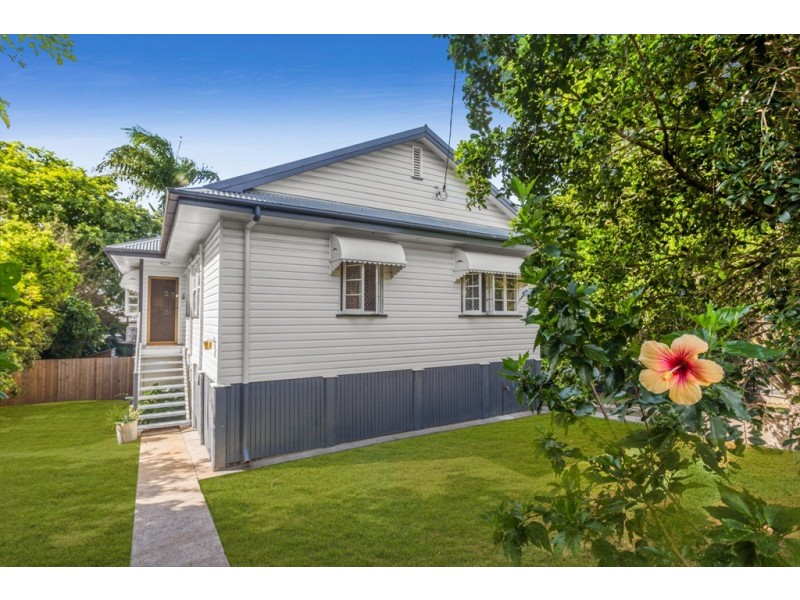 31 Maple Street, Wavell Heights QLD 4012