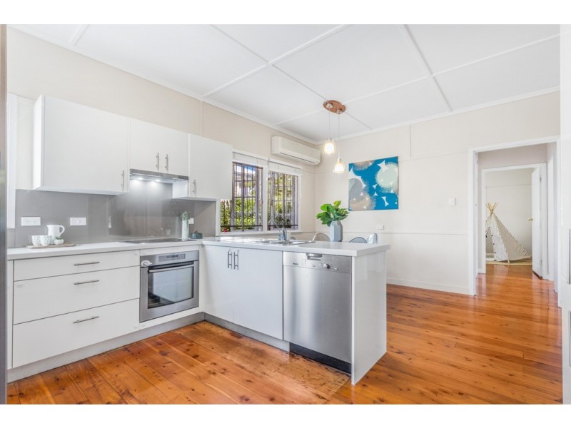 31 Maple Street, Wavell Heights QLD 4012