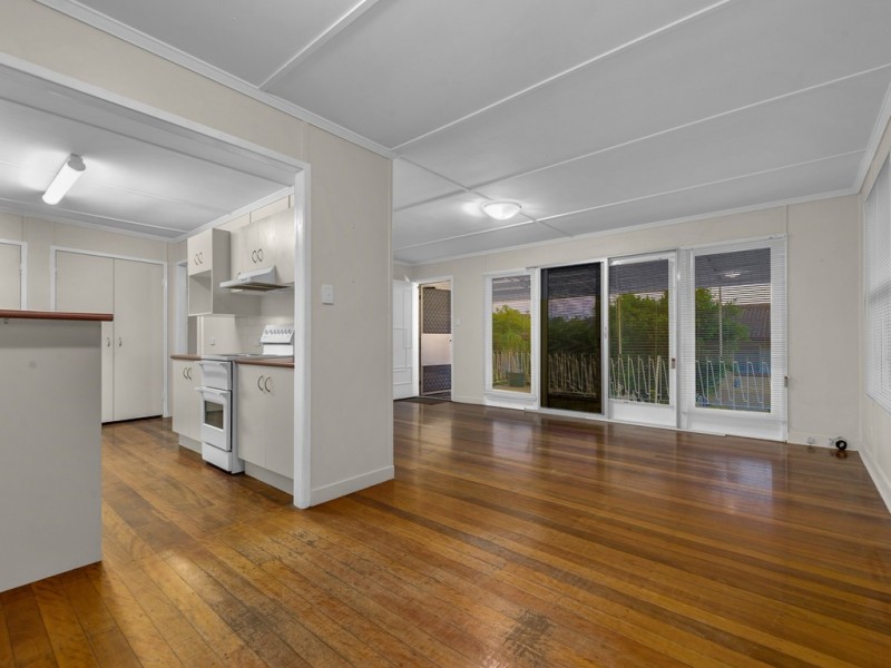 5 Winton Street, Stafford Heights QLD 4053