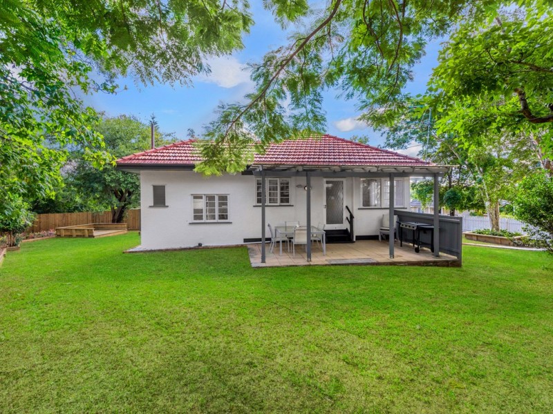 21 Lynwood Crescent, Ashgrove QLD 4060