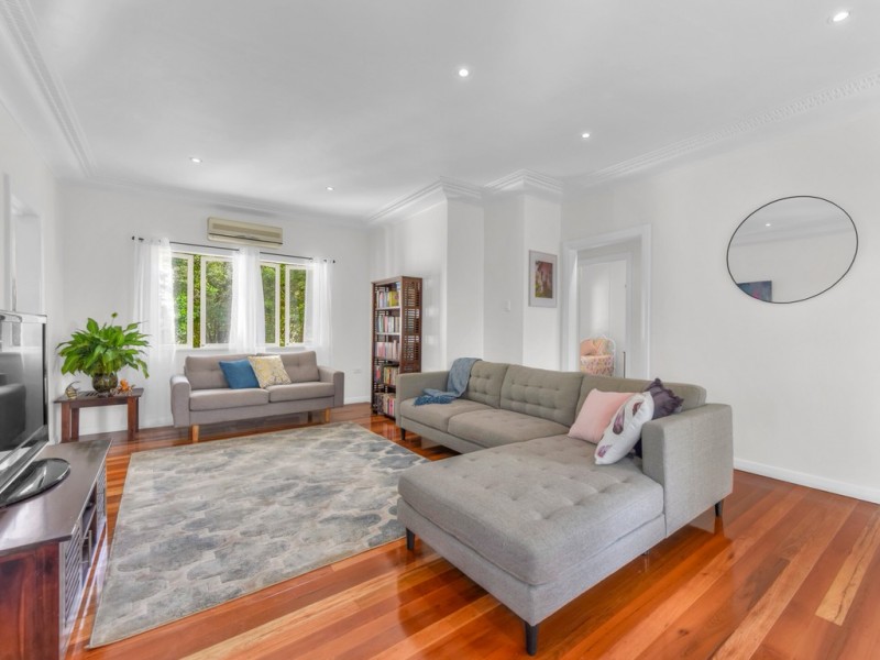 21 Lynwood Crescent, Ashgrove QLD 4060