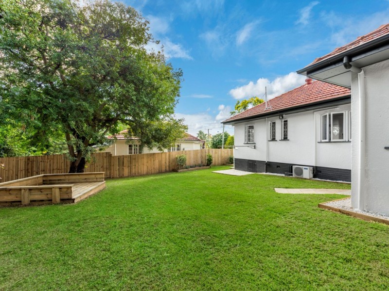 21 Lynwood Crescent, Ashgrove QLD 4060