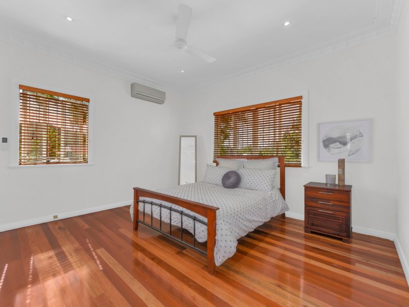 21 Lynwood Crescent, Ashgrove QLD 4060