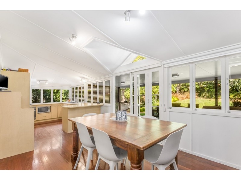8 Cramond Street, Wilston QLD 4051