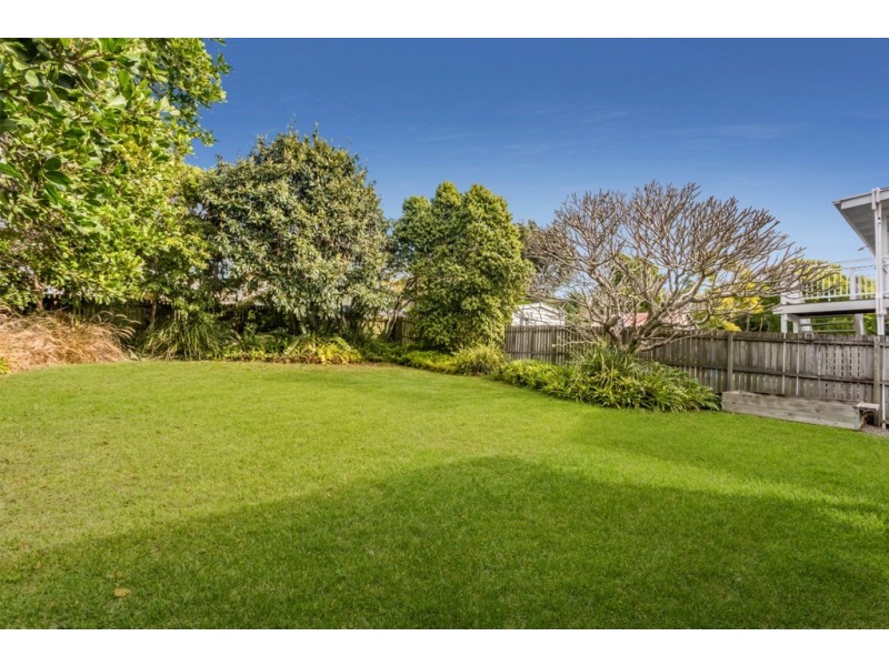 8 Cramond Street, Wilston QLD 4051