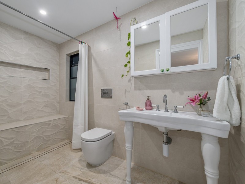 83 Vardon Street, Wilston QLD 4051