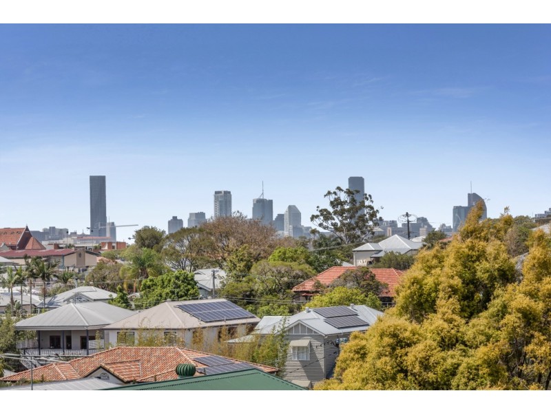 51 Grange Road, Grange QLD 4051